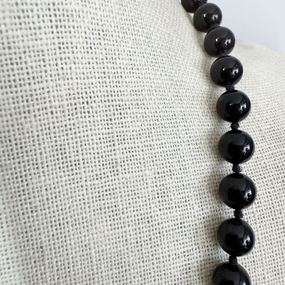 Vtg French Jet Black Glass Round Bead Long Necklace Fishhook Clasp Hand Knotted - Picture 3 of 8